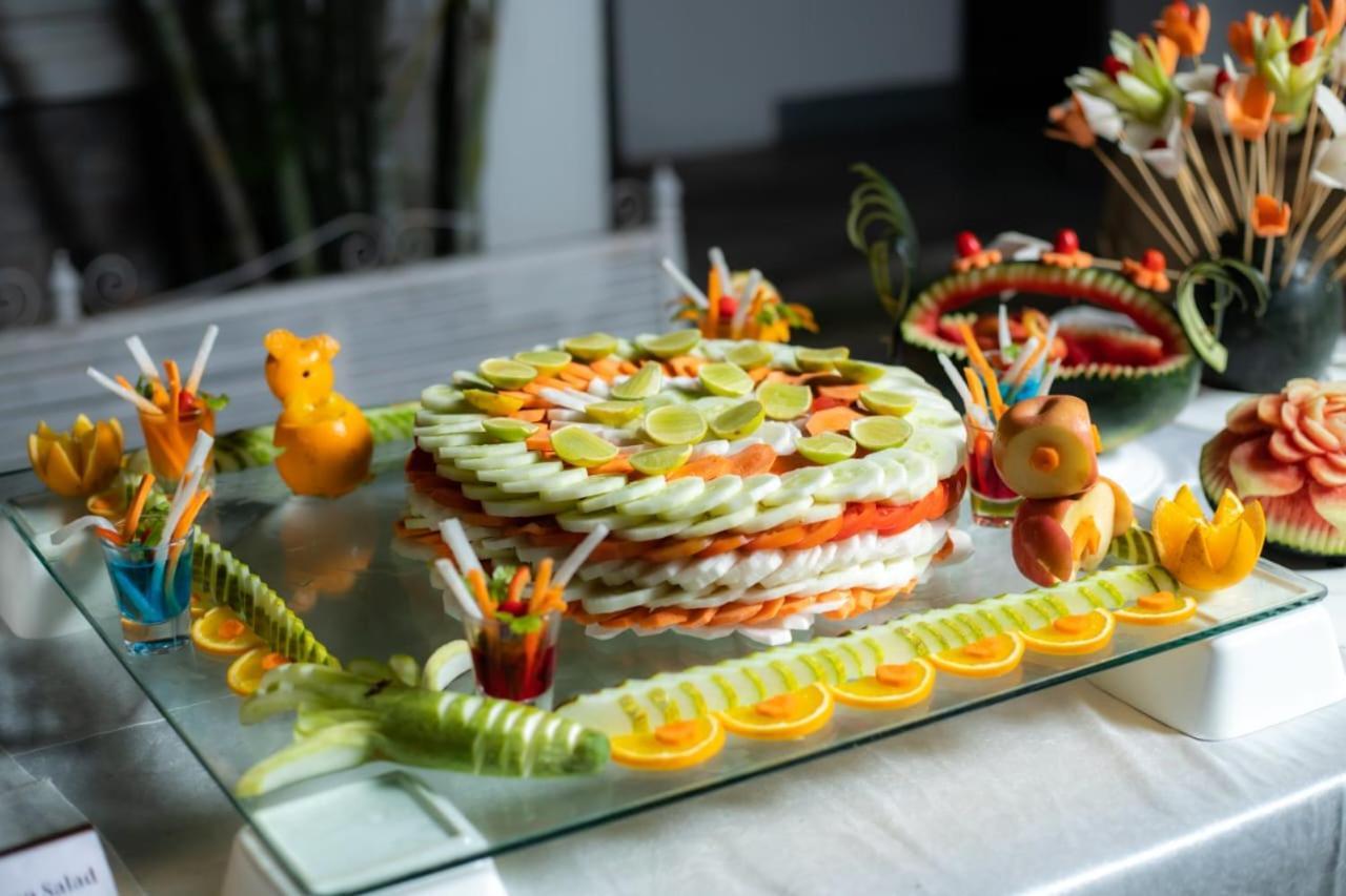 Itahari Hotel Maden Inn מראה חיצוני תמונה