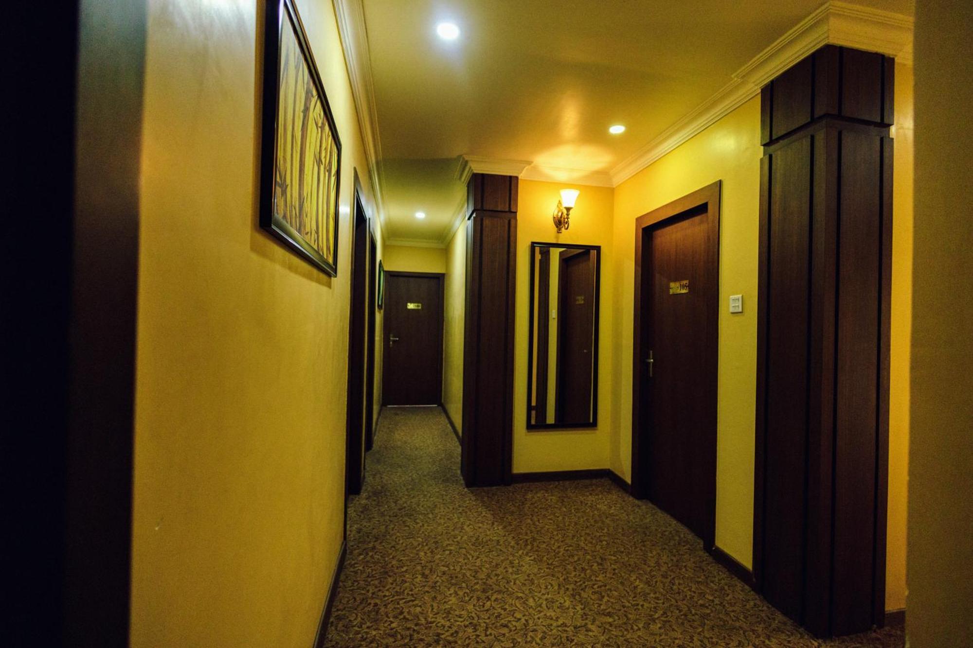 Itahari Hotel Maden Inn מראה חיצוני תמונה